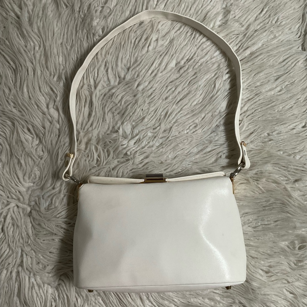 Koret Vintage White Vegan Faux Leather Mixed Metal Hardware Shoulder Bag EUC OS